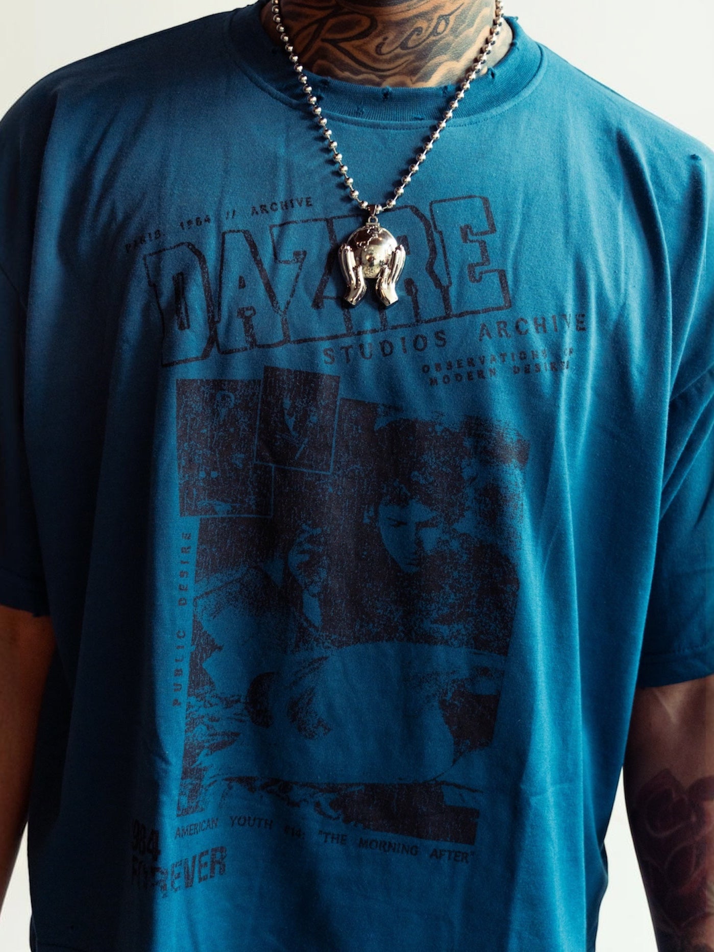 TOUR TEE