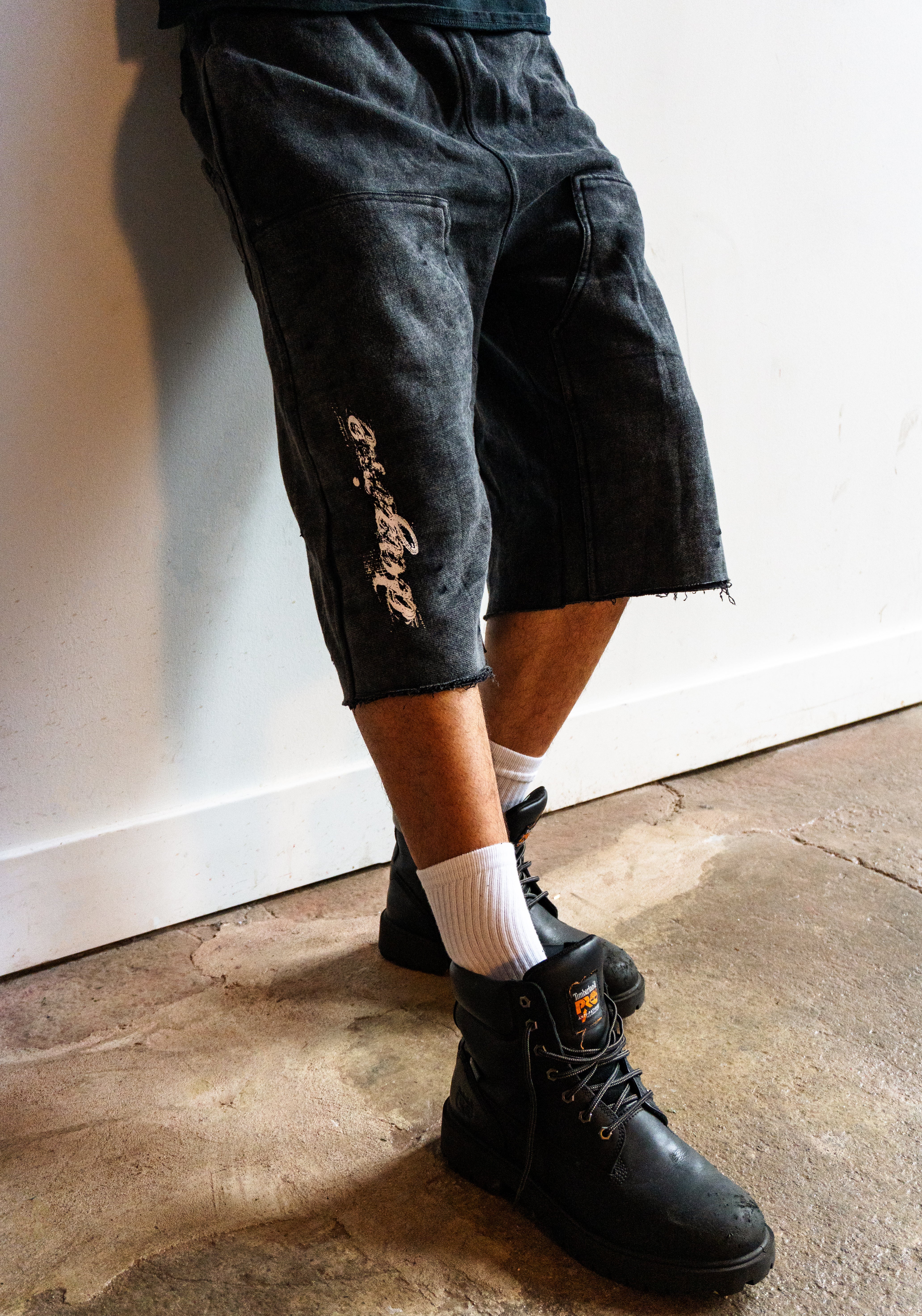 SHADOW SHORTS